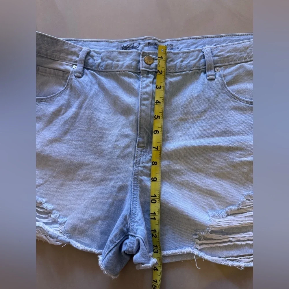 Mossimo boyfriend midi cut off denim shorts zippers pockets travel beach 16/33